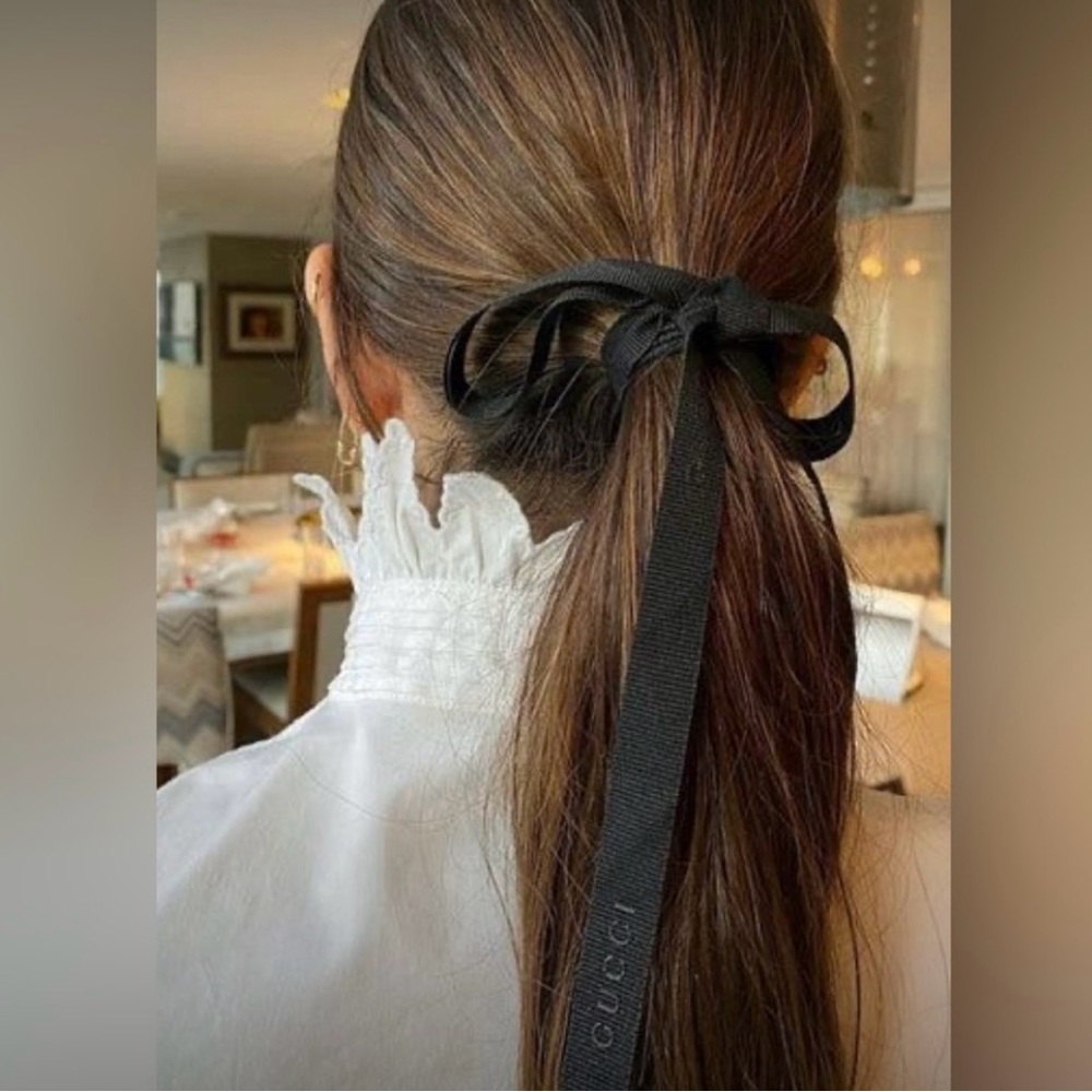 Authentic Gucci Ribbon - Picture 2 of 4
